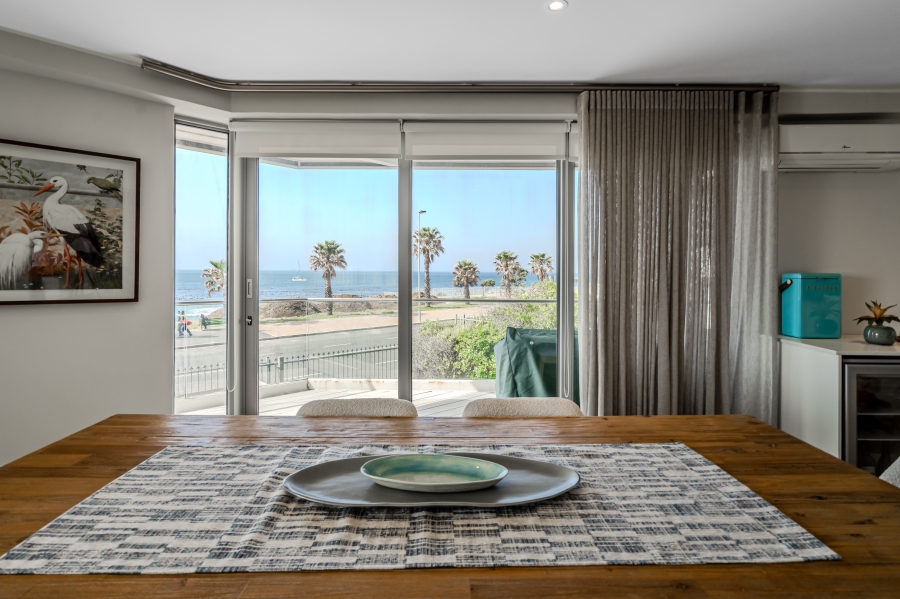 3 Bedroom Property for Sale in Mouille Point Western Cape